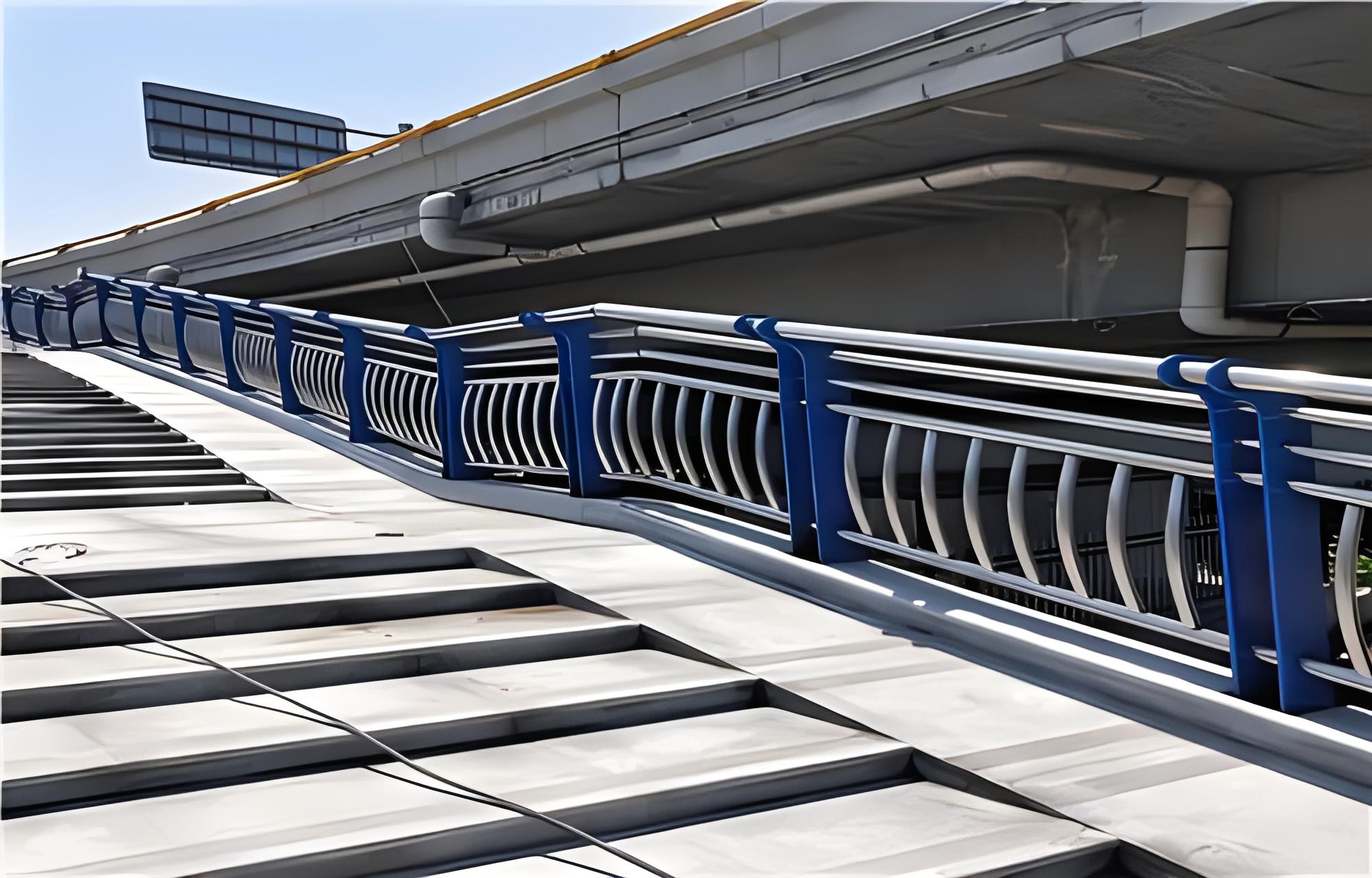 亳州不锈钢桥梁护栏维护方案：确保安全，延长使用寿命