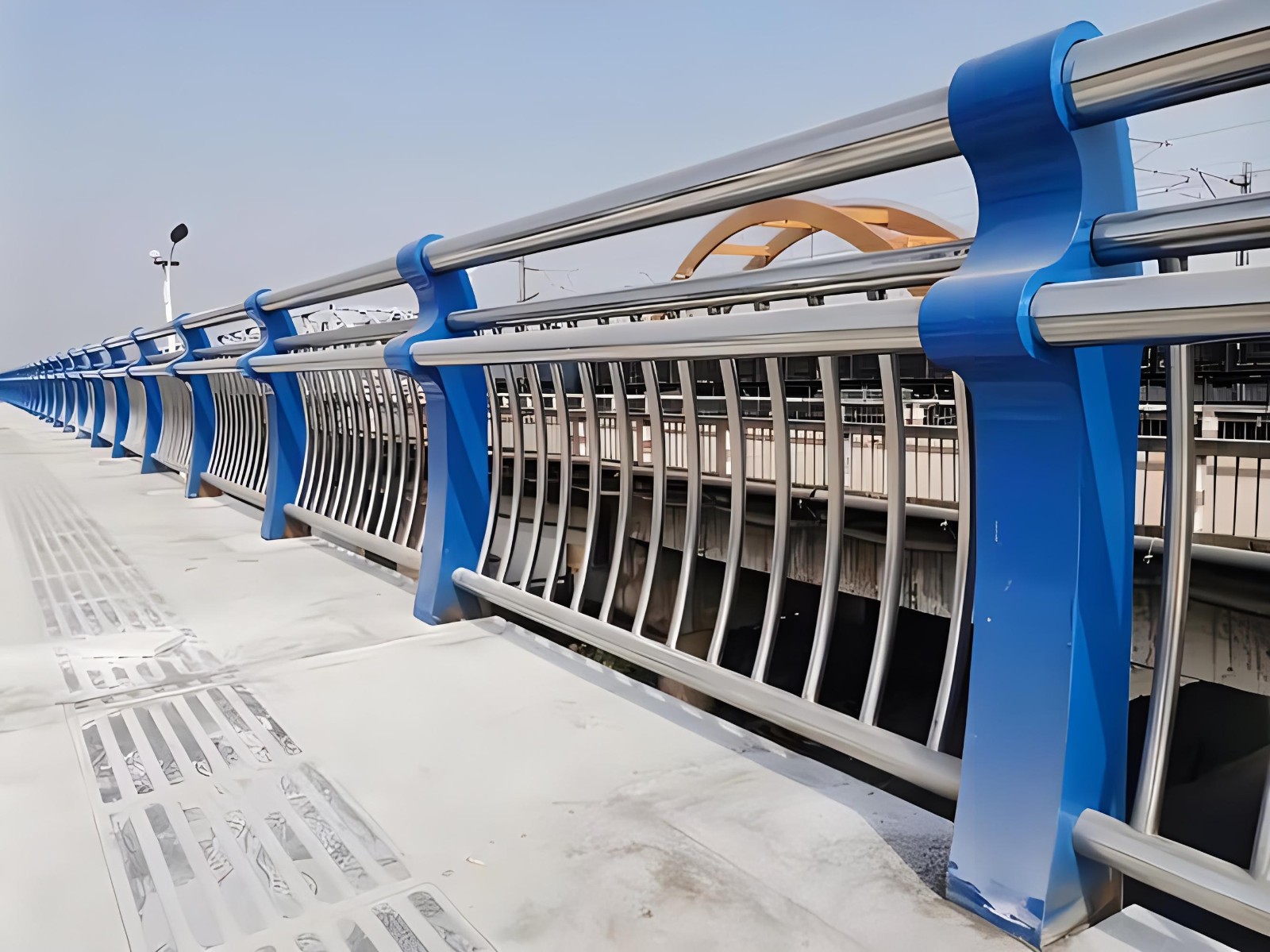 亳州不锈钢复合管护栏制造工艺要求及其重要性