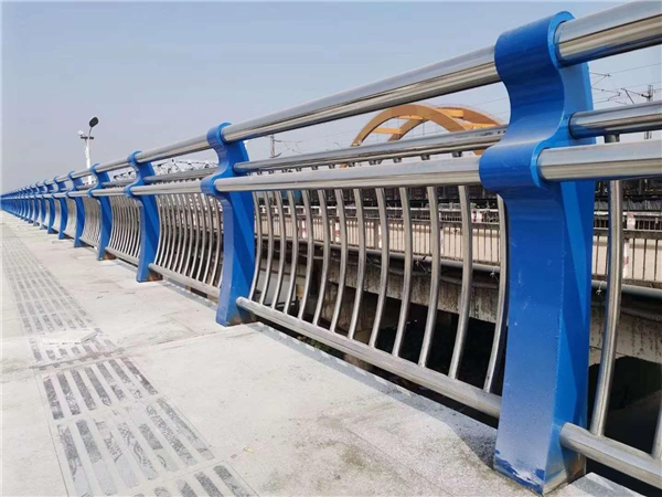 亳州304不锈钢复合管护栏的生产工艺揭秘